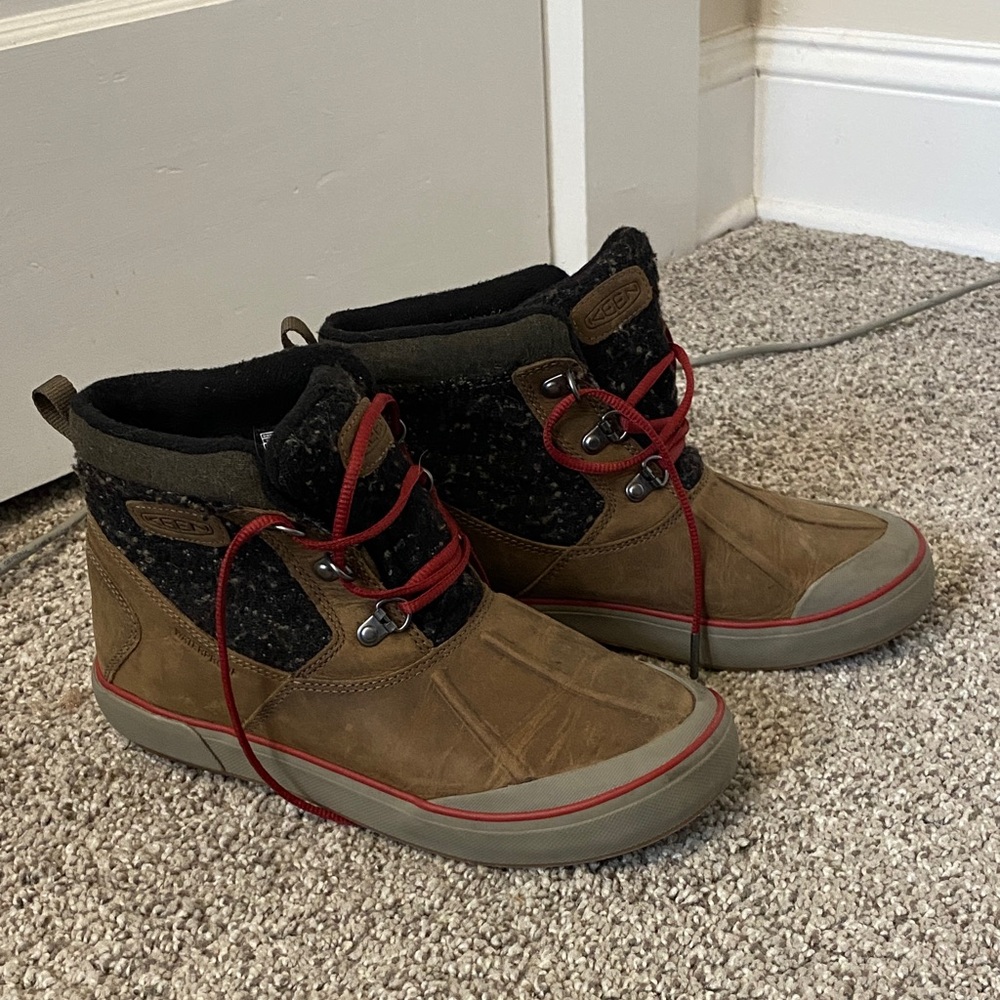 keen waterproof sneaker duck boots 7